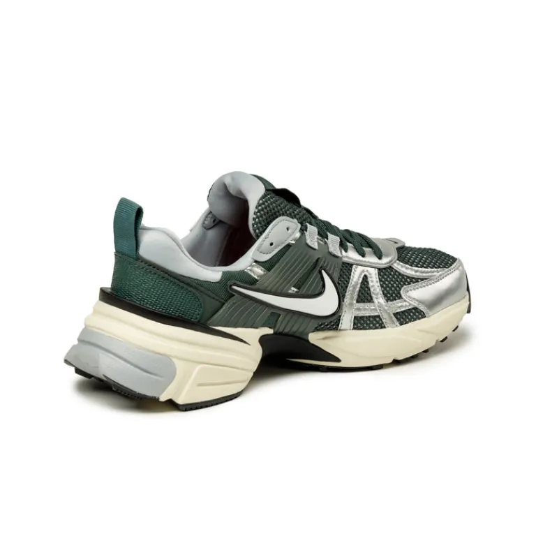 Leder Sneaker|Chunky Sneaker*Nike V2K Run Vintage Green / Vintage Green