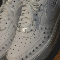 Leder Sneaker|Weiße Sneaker*Nike Wmns Air Force 1 '07 XX White / White / White
