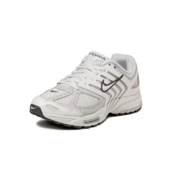 Leder Sneaker|Weiße Sneaker*Nike Wmns Air Pegasus 2005 Summit White / Summit White / Photon Dust