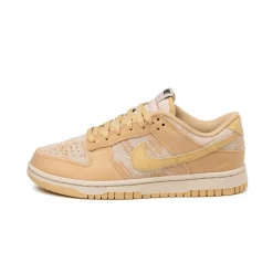 Leder Sneaker*Nike Wmns Dunk Low Light Orewood Brown / University Red / Black / Sesame