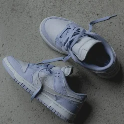 Leder Sneaker*Nike Wmns Dunk Low Ghost / Platinum Tint / Summit White