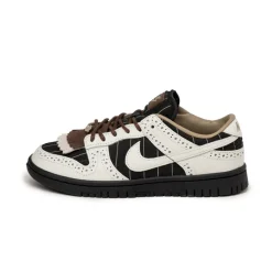 Leder Sneaker|Weiße Sneaker*Nike Wmns Dunk Low LX *Brogue Pintripe* Black / Summit White / Black / Summit White / Caco Wow