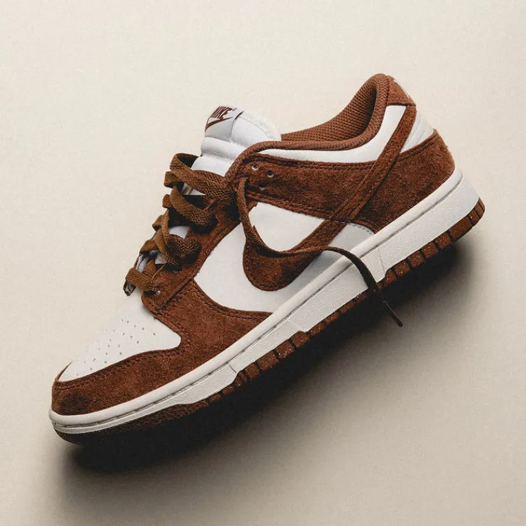 Leder Sneaker*Nike Wmns Dunk Low Premium Phantom / Red Sepia / Sail / White