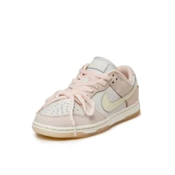 Leder Sneaker*Nike Wmns Dunk Low PRM Light Soft Pink / Coconut Milk