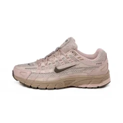 Leder Sneaker|Retro Runner*Nike Wmns P-6000 Fossil Stone / Ironstone / Hemp / Pink Oxford