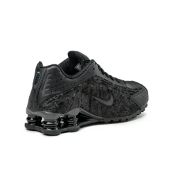 Vegane Sneaker|Retro Runner*Nike Wmns Shox R4 Black / Dark Smoke Grey