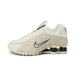Leder Sneaker|Weiße Sneaker*Nike Wmns Shox R4 Summit White / Black / Light Orewood Brown