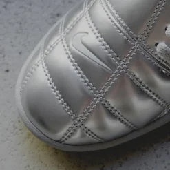 Leder Sneaker*Nike Wmns T90 Metallic Platinum / Photon Dust