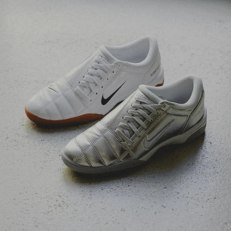 Leder Sneaker|Weiße Sneaker*Nike Wmns T90 White / Black / White / Metallic Gold
