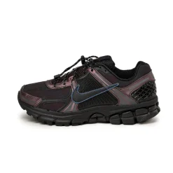 Leder Sneaker|Retro Runner*Nike Wmns Zoom Vomero 5 Burgundy Crush / Black / Midnight Navy / Black