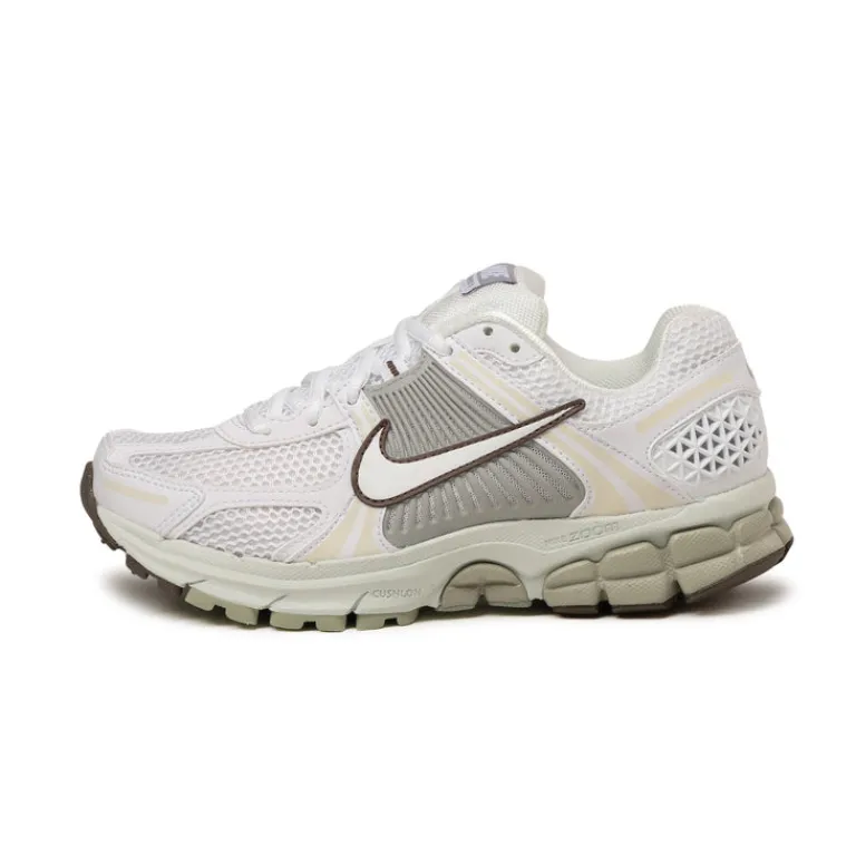 Leder Sneaker|Weiße Sneaker*Nike Wmns Zoom Vomero 5 White / Summit White / Light Smoke Grey
