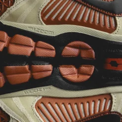 Leder Sneaker|Retro Runner*Nike Zoom Vomero 5 Desert Khaki / Black / Light Orewood Brown