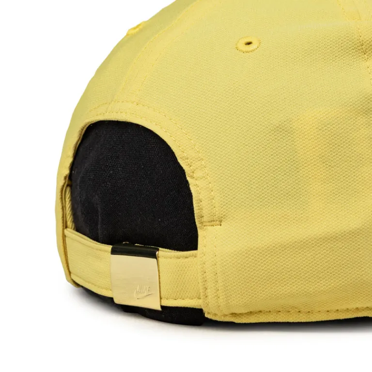 Caps & Bucket Hats*Nike Dri-Fit Club Structured Metal Logo Cap Saturn Gold / Metallic Gold
