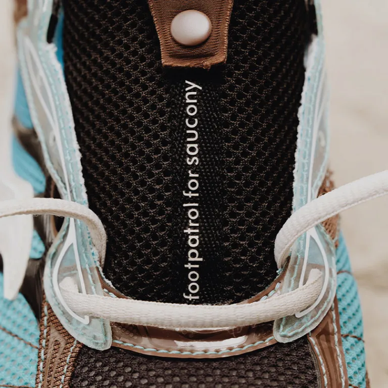 Vegane Sneaker|Retro Runner*Saucony x Footpatrol Pro Grid Omni 9 Blue / Brown