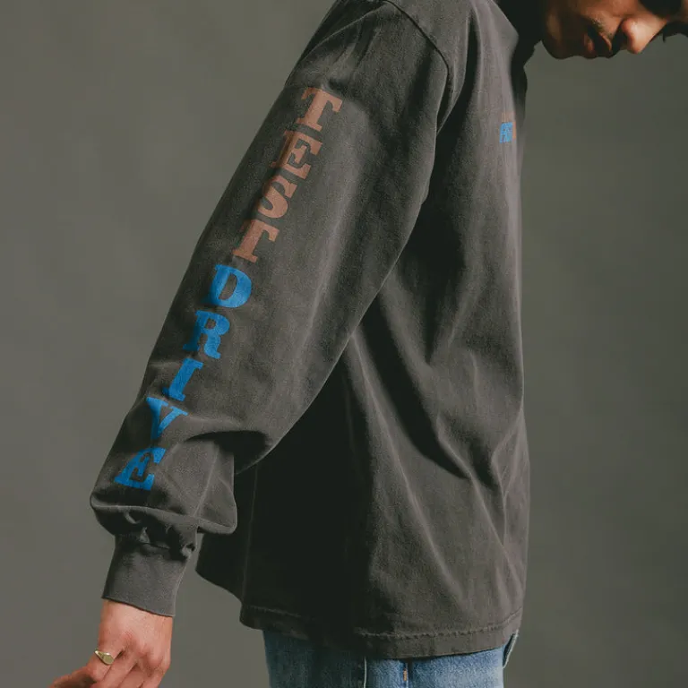 T-Shirts*Test Drive Bandit Longsleeve Vntg Black