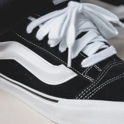 Leder Sneaker|Chunky Sneaker*Vans Knu Skool Black / True White