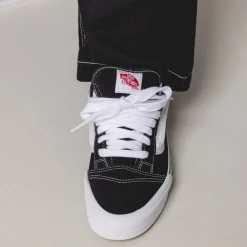 Leder Sneaker|Chunky Sneaker*Vans Knu Skool Black / True White