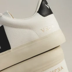 Weiße Sneaker*Veja Recife W Logo Extra White / Black
